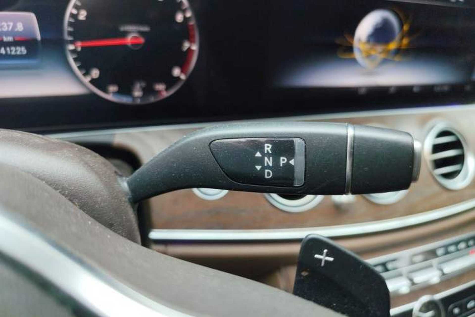 Used Mercedes-Benz E-Class 2019 Restyled E 300 L Luxury Edition Gear Lever