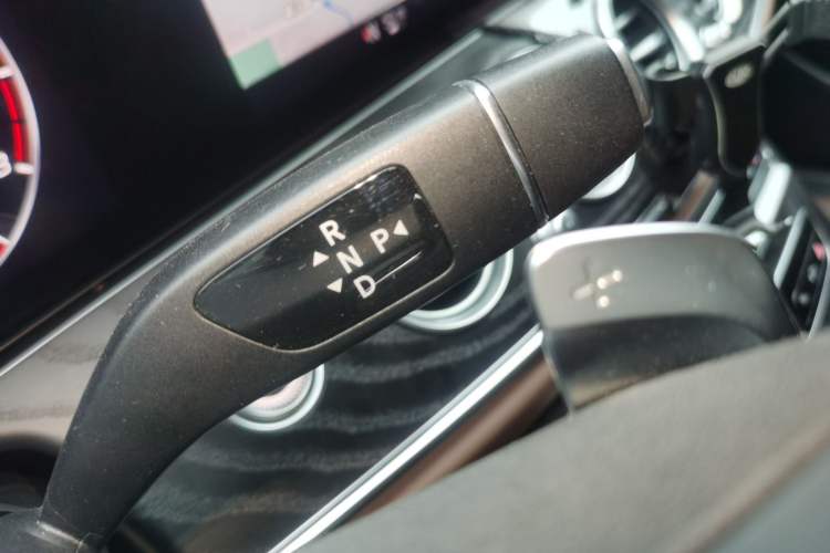 Used Mercedes-Benz E-Class 2019 E 260 L Sport Edition Gear Lever