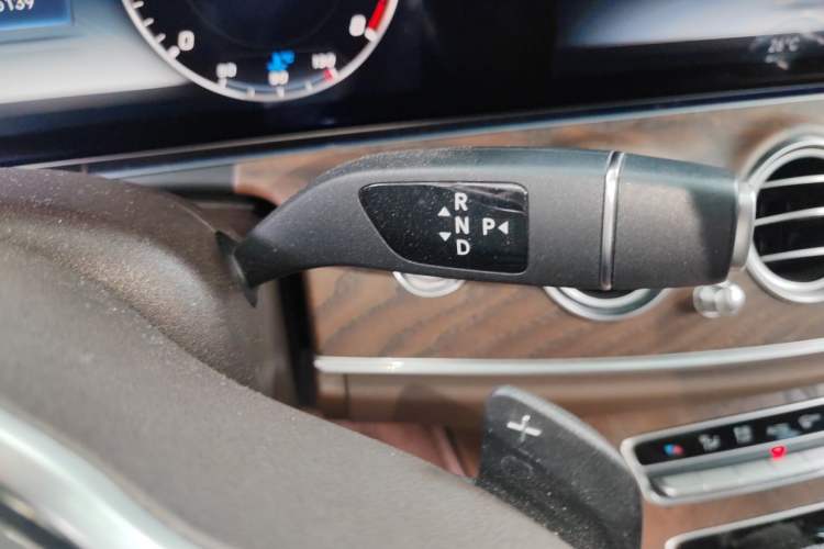 Used Mercedes-Benz E-Class 2019 E 300 L Stylish Model Gear Lever