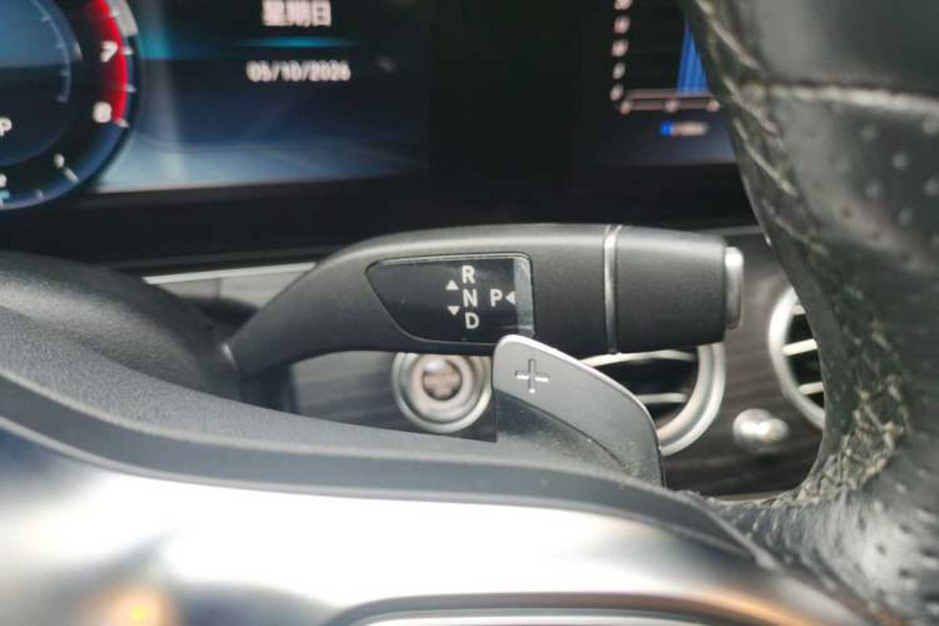 Used Mercedes-Benz E-Class 2019 Restyled E 300 L Sporty and Stylish Edition Gear Lever