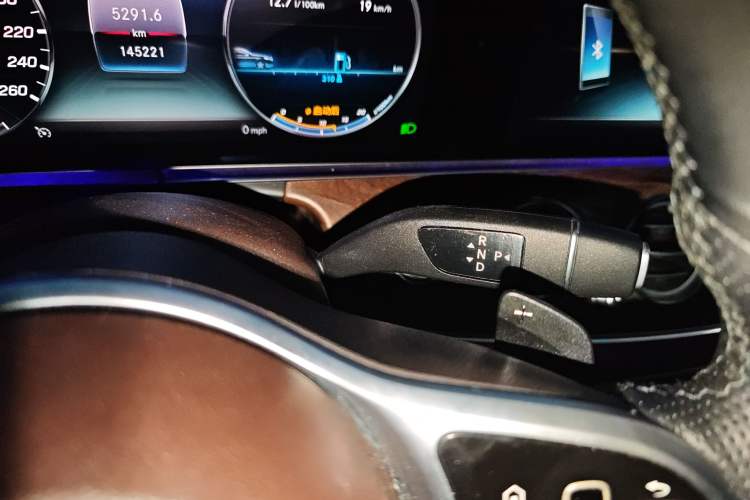 Used Mercedes-Benz E-Class 2019 E 300 L Luxury Model Gear Lever