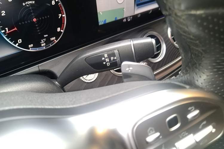 Used Mercedes-Benz E-Class 2019 E 350 L Sport 4MATIC Gear Lever