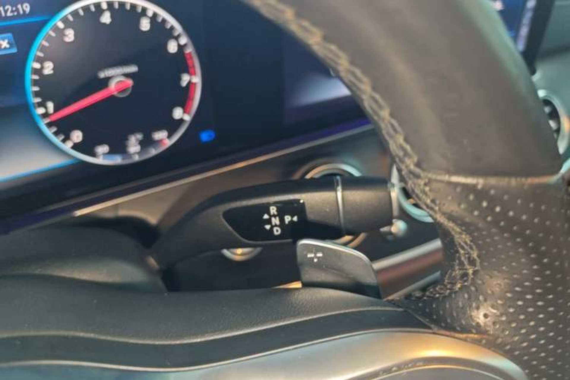 Used Mercedes-Benz E-Class 2019 Restyled E 300 L Sporty and Stylish Edition Gear Lever