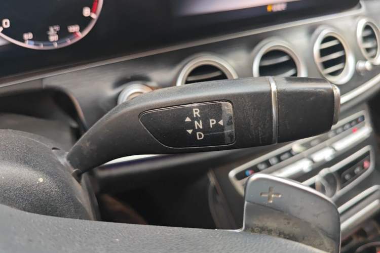 Used Mercedes-Benz E-Class 2019 E 300 L Sporty and Stylish Model Gear Lever