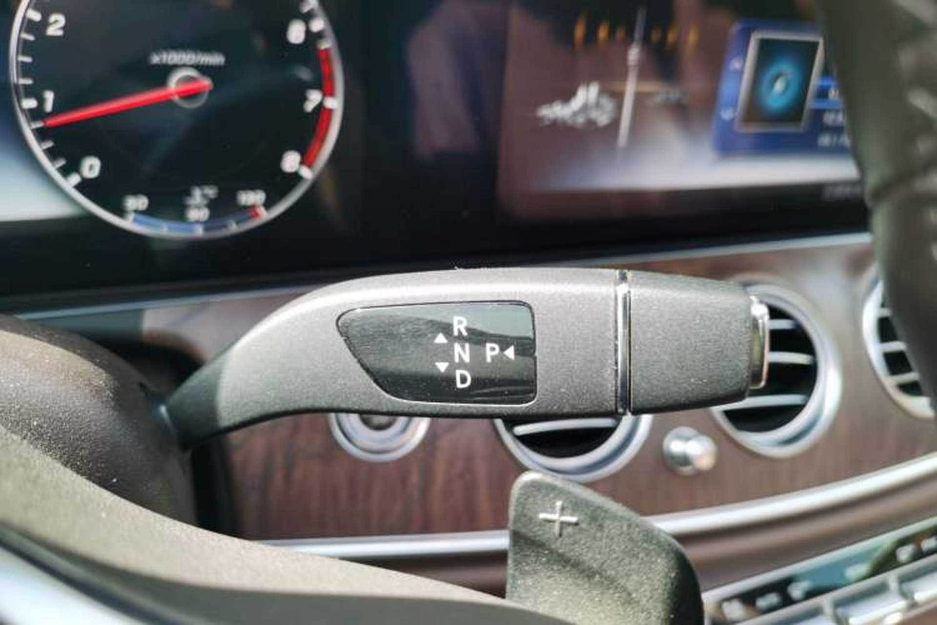 Used Mercedes-Benz E-Class 2019 Facelifted E 300 L Stylish Version Gear Lever