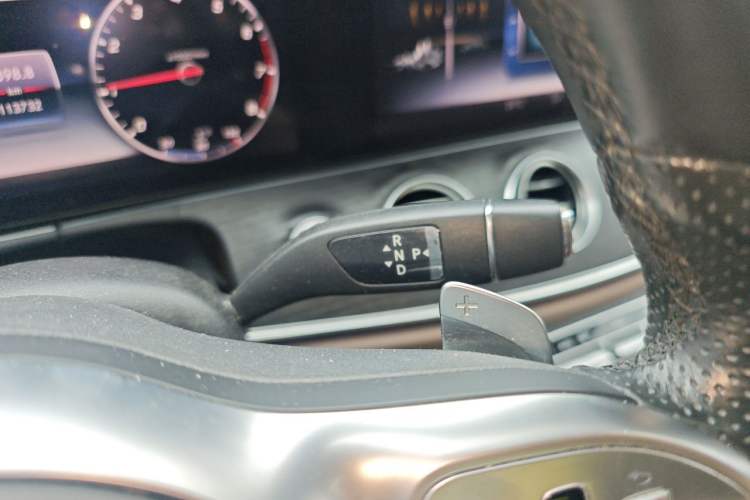 Used Mercedes-Benz E-Class 2019 Restyled E 300 L Sporty and Stylish Edition Gear Lever