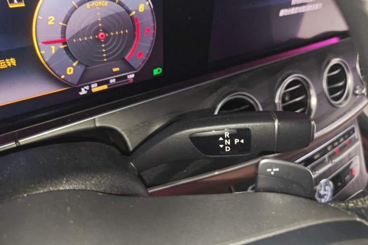 Used Mercedes-Benz E-Class 2019 E 260 L Sport Edition Gear Lever