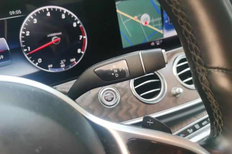 Used Mercedes-Benz E-Class 2019 Facelifted E 300 L Stylish Version Gear Lever