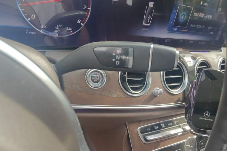 Used Mercedes-Benz E-Class 2019 E 300 L Stylish Model Gear Lever