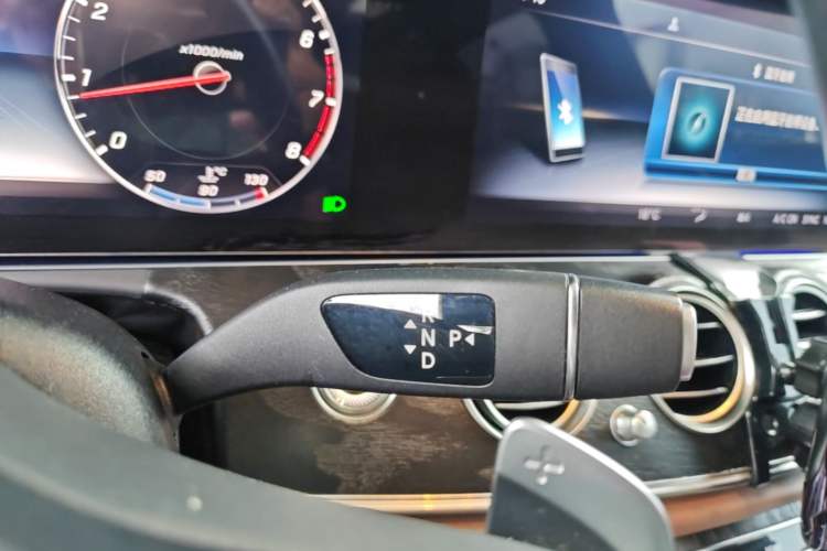 Used Mercedes-Benz E-Class 2019 E 200 L Sport Edition Gear Lever