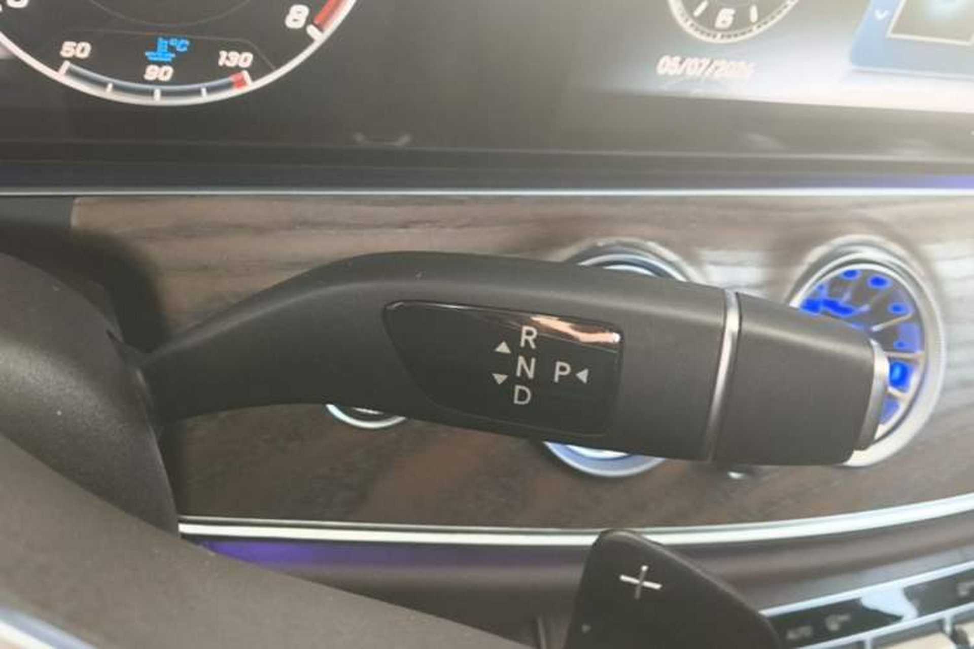 Used Mercedes-Benz E-Class 2019 E 300 L Stylish Model Gear Lever