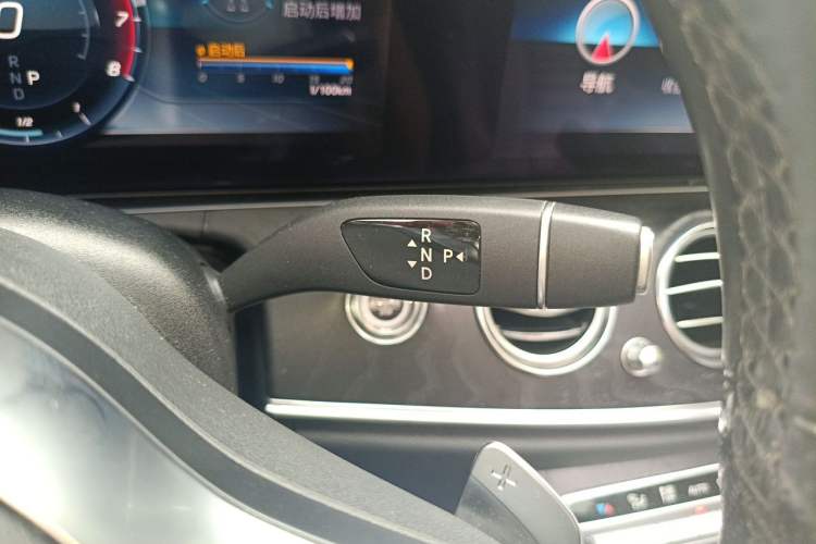 Used Mercedes-Benz E-Class 2019 E 300 L Sporty and Stylish Model Gear Lever
