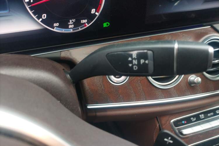 Used Mercedes-Benz E-Class 2019 E 300 L Luxury Model Gear Lever