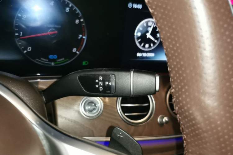 Used Mercedes-Benz E-Class 2019 E 260 L Gear Lever