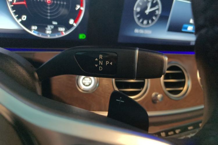 Used Mercedes-Benz E-Class 2019 E 200 L Gear Lever