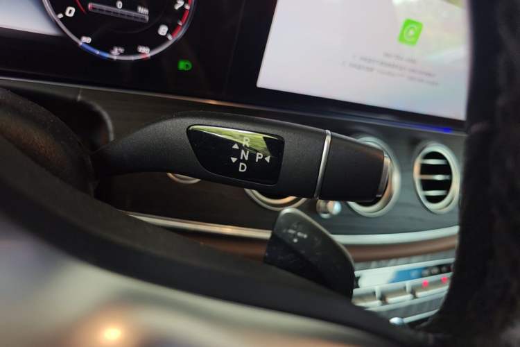 Used Mercedes-Benz E-Class 2019 E 200 L Sport Edition Gear Lever