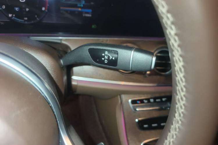 Used Mercedes-Benz E-Class 2019 E 300 L Stylish Model Gear Lever