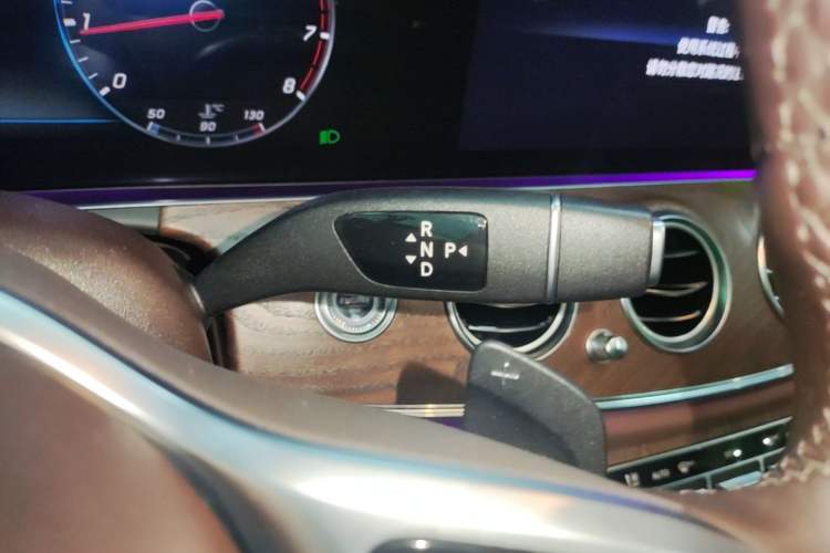 Used Mercedes-Benz E-Class 2019 E 300 L Luxury Model Gear Lever