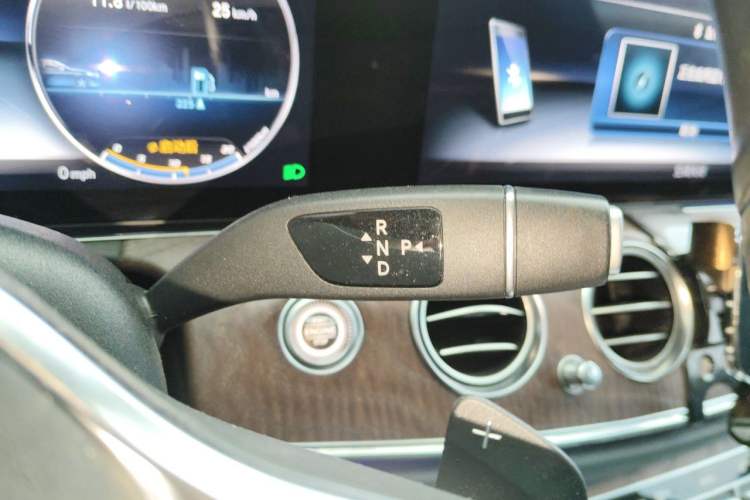 Used Mercedes-Benz E-Class 2019 E 300 L Luxury Model Gear Lever