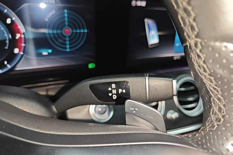 Used Mercedes-Benz E-Class 2019 E 200 L Sport Edition Gear Lever