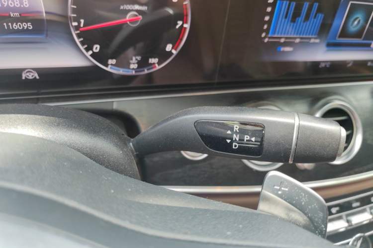 Used Mercedes-Benz E-Class 2019 E 300 L Sporty and Stylish Model Gear Lever