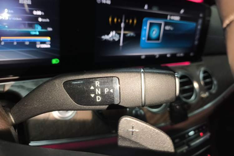 Used Mercedes-Benz E-Class 2019 E 200 L Gear Lever