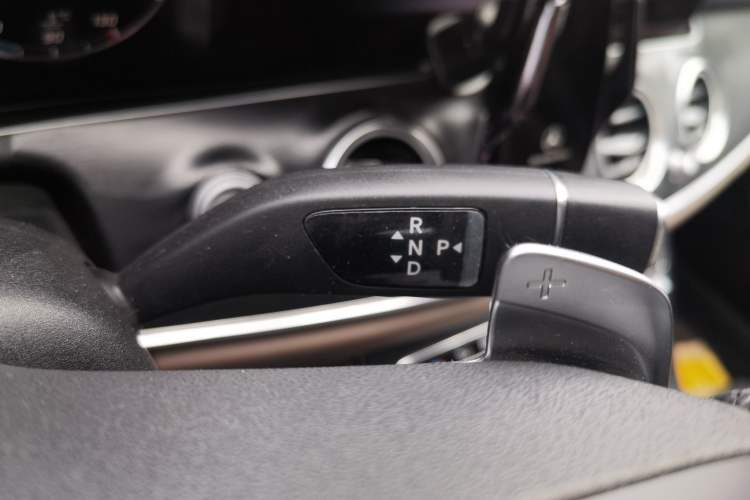 Used Mercedes-Benz E-Class 2019 E 200 L Sport Edition Gear Lever