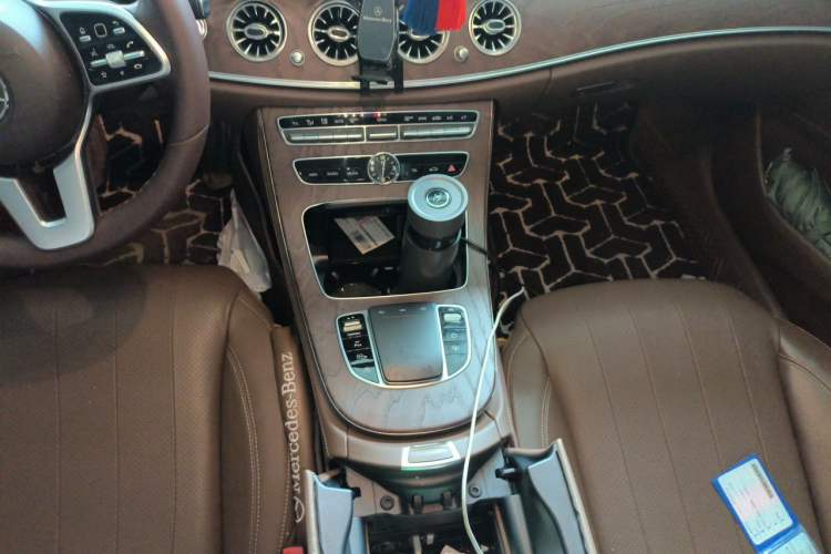 Used Mercedes-Benz E-Class 2019 Restyled E 300 L Luxury Edition Gear Lever