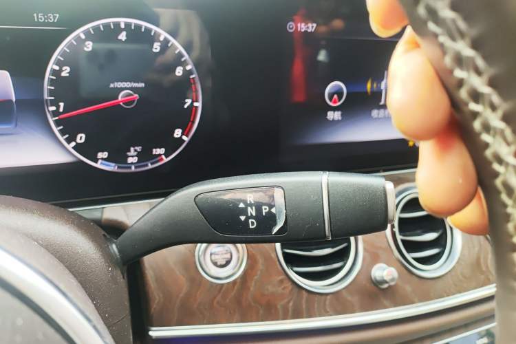 Used Mercedes-Benz E-Class 2019 E 300 L Luxury Model Gear Lever
