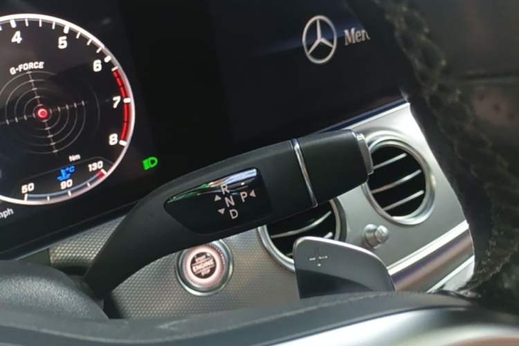 Used Mercedes-Benz E-Class 2019 E 260 Sport Edition Gear Lever