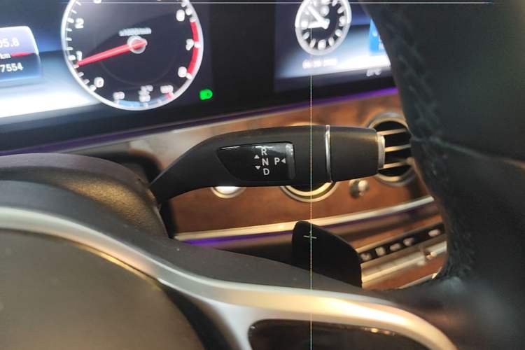 Used Mercedes-Benz E-Class 2019 E 300 L Stylish Model Gear Lever