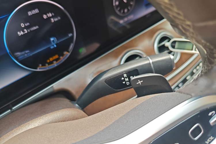 Used Mercedes-Benz E-Class 2019 E 200 L Gear Lever