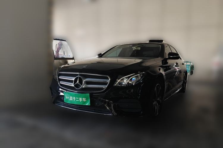Ojetý Mercedes-Benz E-Class 2019 E 300 L Sporty and Stylish Model Guazi used car, China used car export, Used car for sale, Used  cars, Cheapest cars for sale