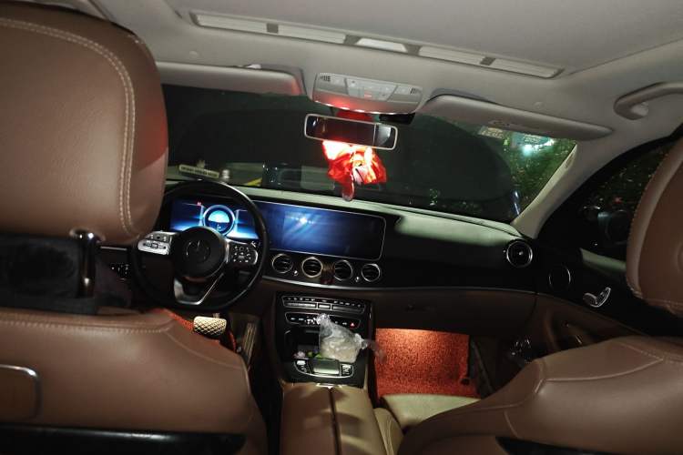 Used Mercedes-Benz E-Class 2019 E 200 L Sport Edition Headliner
