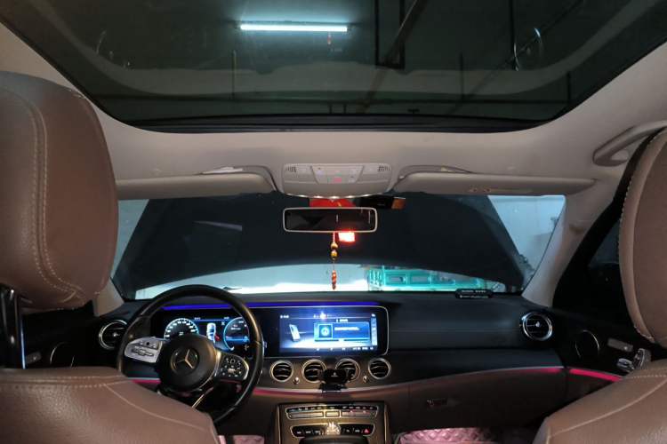 Used Mercedes-Benz E-Class 2019 Restyled E 300 L Sporty and Stylish Edition Headliner