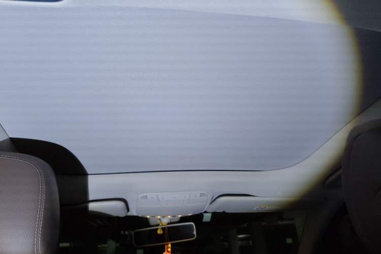 Used Mercedes-Benz E-Class 2019 E 260 L Headliner