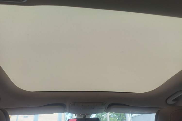 Used Mercedes-Benz E-Class 2019 E 300 L Sporty and Stylish Model Headliner