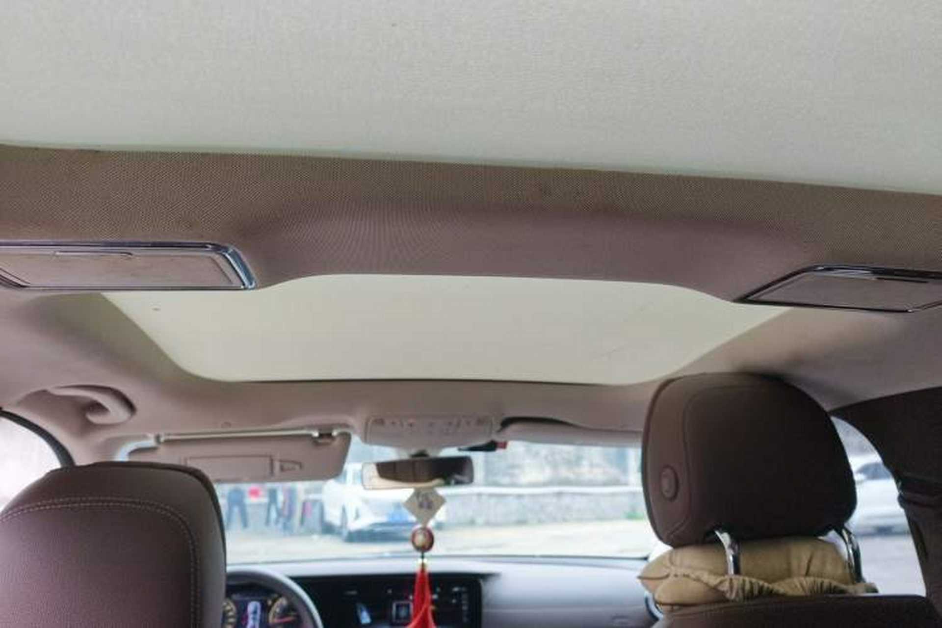 Used Mercedes-Benz E-Class 2019 E 300 L Luxury Model Headliner