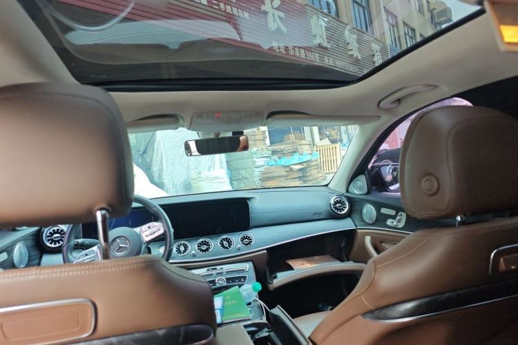Used Mercedes-Benz E-Class 2019 Restyled E 300 L Sporty and Stylish Edition Headliner