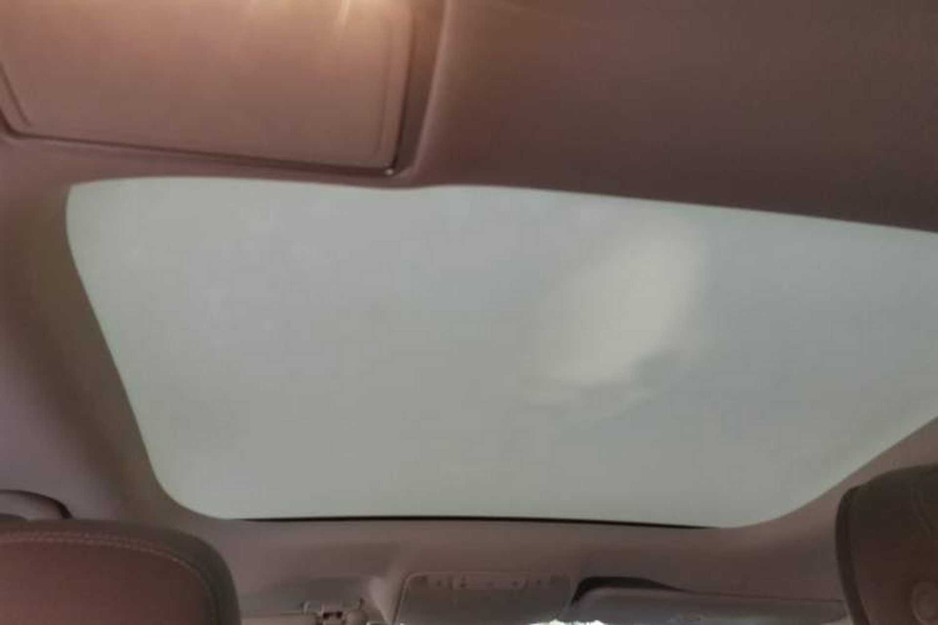 Used Mercedes-Benz E-Class 2019 Restyled E 300 L Luxury Edition Headliner
