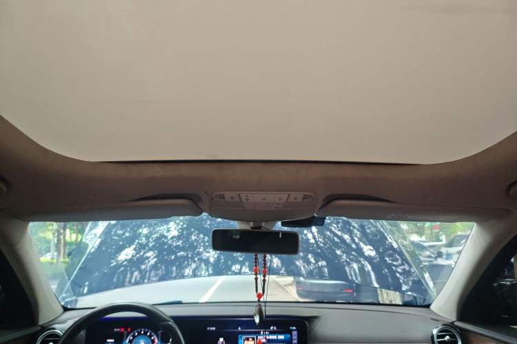 Used Mercedes-Benz E-Class 2019 Restyled E 300 L Luxury Edition Headliner