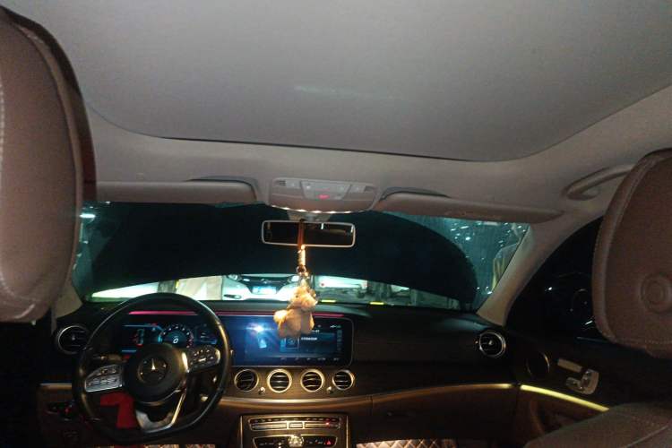 Used Mercedes-Benz E-Class 2019 Restyled E 300 L Sporty and Stylish Edition Headliner