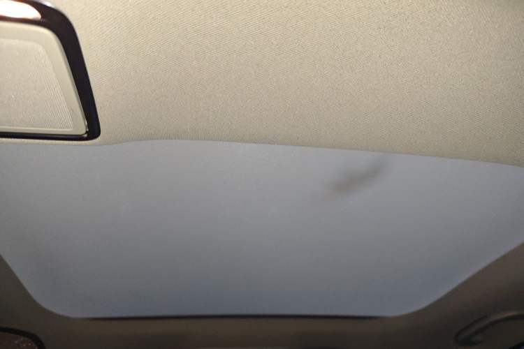 Used Mercedes-Benz E-Class 2019 Restyled E 300 L Luxury Edition Headliner