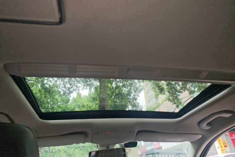 Used Mercedes-Benz E-Class 2019 E 260 L Headliner