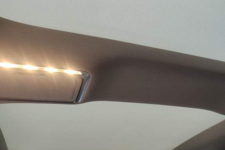 Used Mercedes-Benz E-Class 2019 Restyled E 300 L Sport Luxury Edition Headliner