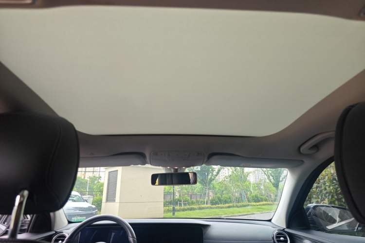 Used Mercedes-Benz E-Class 2019 Restyled E 300 L Sporty and Stylish Edition Headliner