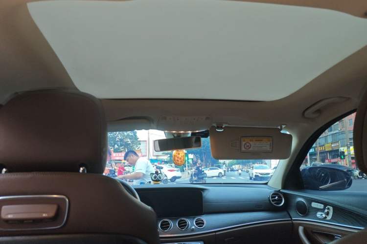 Used Mercedes-Benz E-Class 2019 Restyled E 300 L Sporty and Stylish Edition Headliner