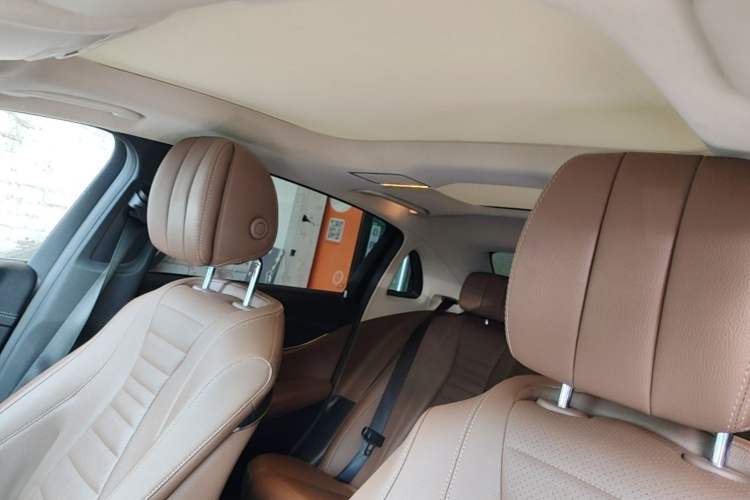 Used Mercedes-Benz E-Class 2019 Restyled E 300 L Sporty and Stylish Edition Headliner