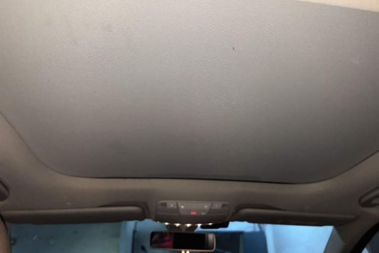 Used Mercedes-Benz E-Class 2019 Facelifted E 300 L Stylish Version Headliner