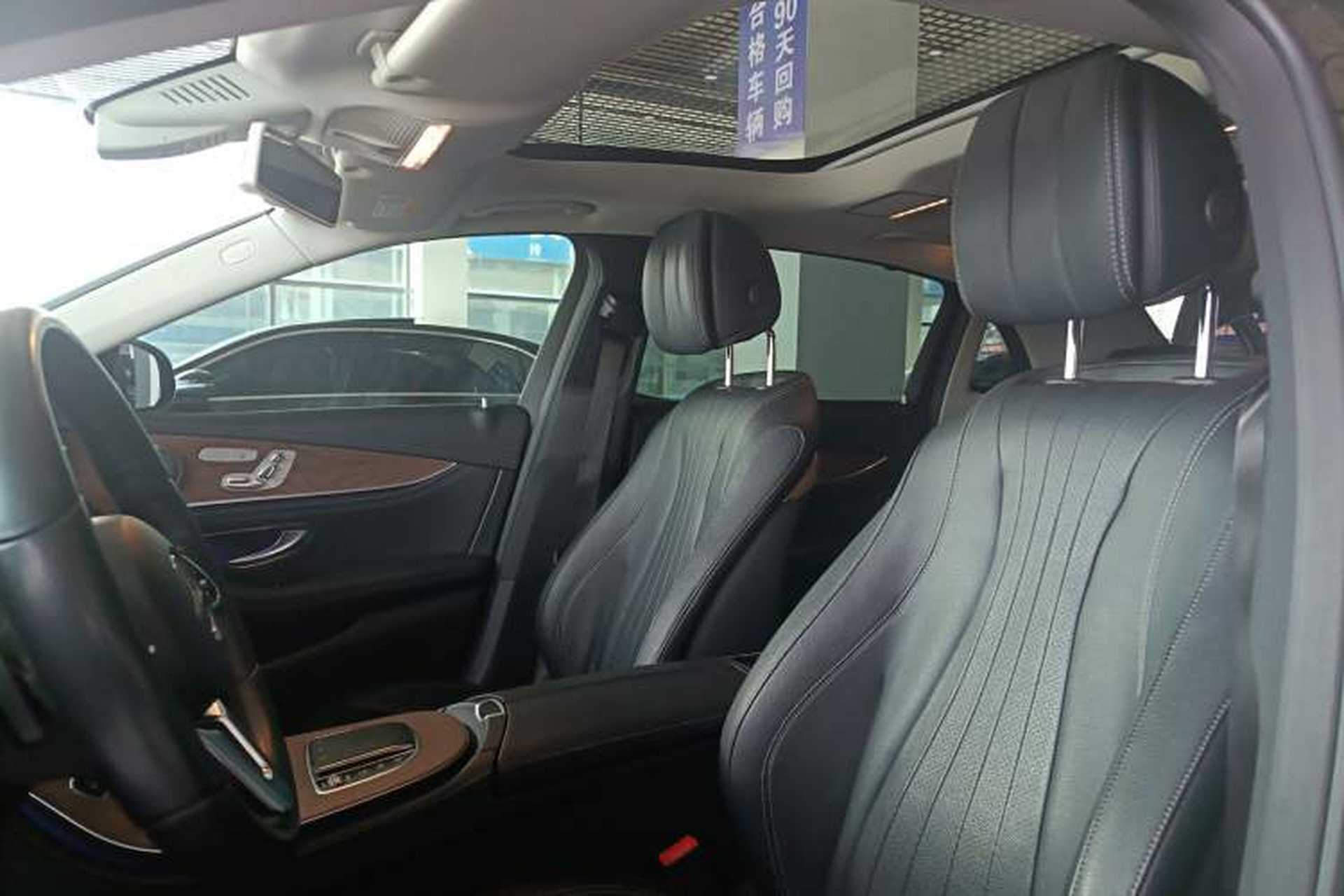 Used Mercedes-Benz E-Class 2019 Restyled E 300 L Luxury Edition Headliner